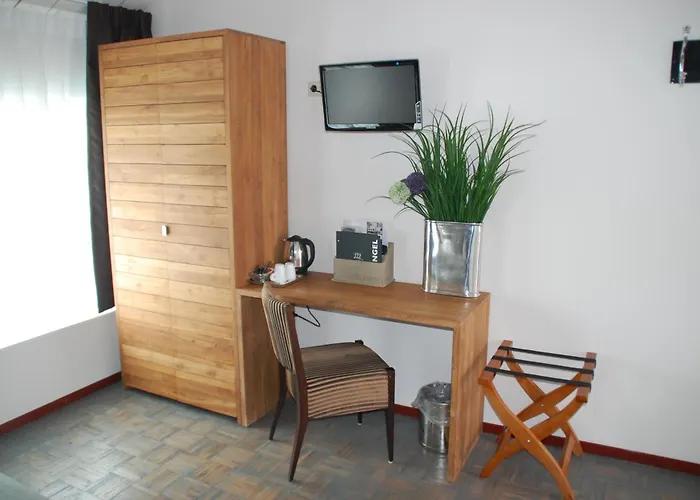 فندق Restaurant De Engel لِسِه