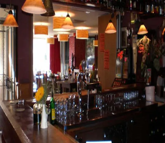 Отель Restaurant De Engel